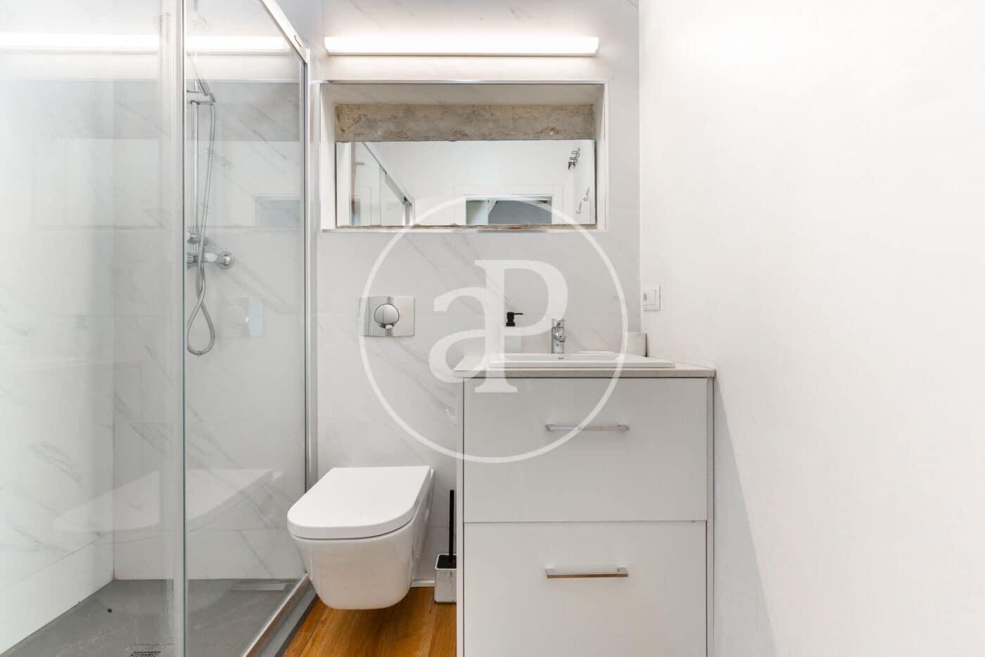 1 soverom Penthouse til leie i Valencia by - € 1 600 (Ref: 9773151)