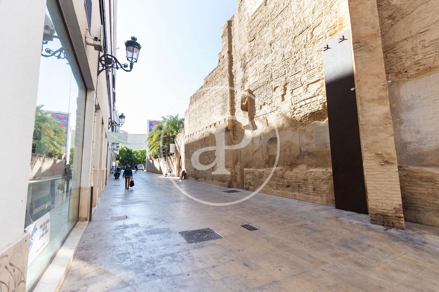 1 soverom Penthouse til leie i Valencia by - € 1 600 (Ref: 9773151)