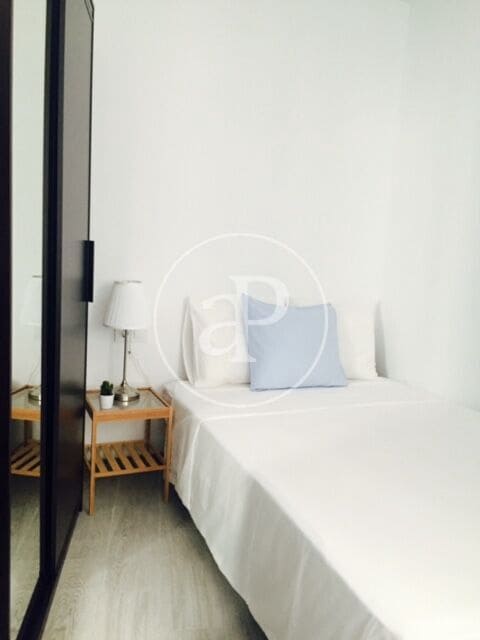 5 makuuhuone Huoneisto vuokrattavana paikassa Valencia kaupunki - 2 270 € (Ref: 9773152)