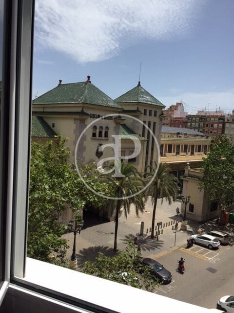 5 makuuhuone Huoneisto vuokrattavana paikassa Valencia kaupunki - 2 270 € (Ref: 9773152)