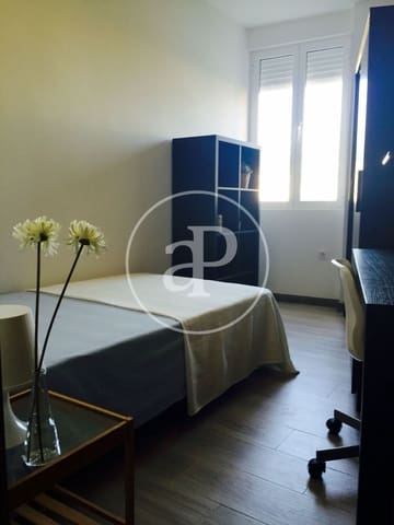 5 makuuhuone Huoneisto vuokrattavana paikassa Arrancapins, Valencia kaupunki - 2 270 € (Ref: 9773152)