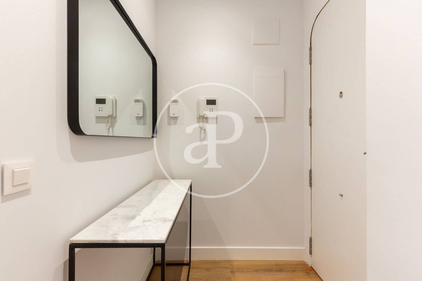 2 soveværelse Lejlighed til leje i Valencia by - € 1.850 (Ref: 9773153)