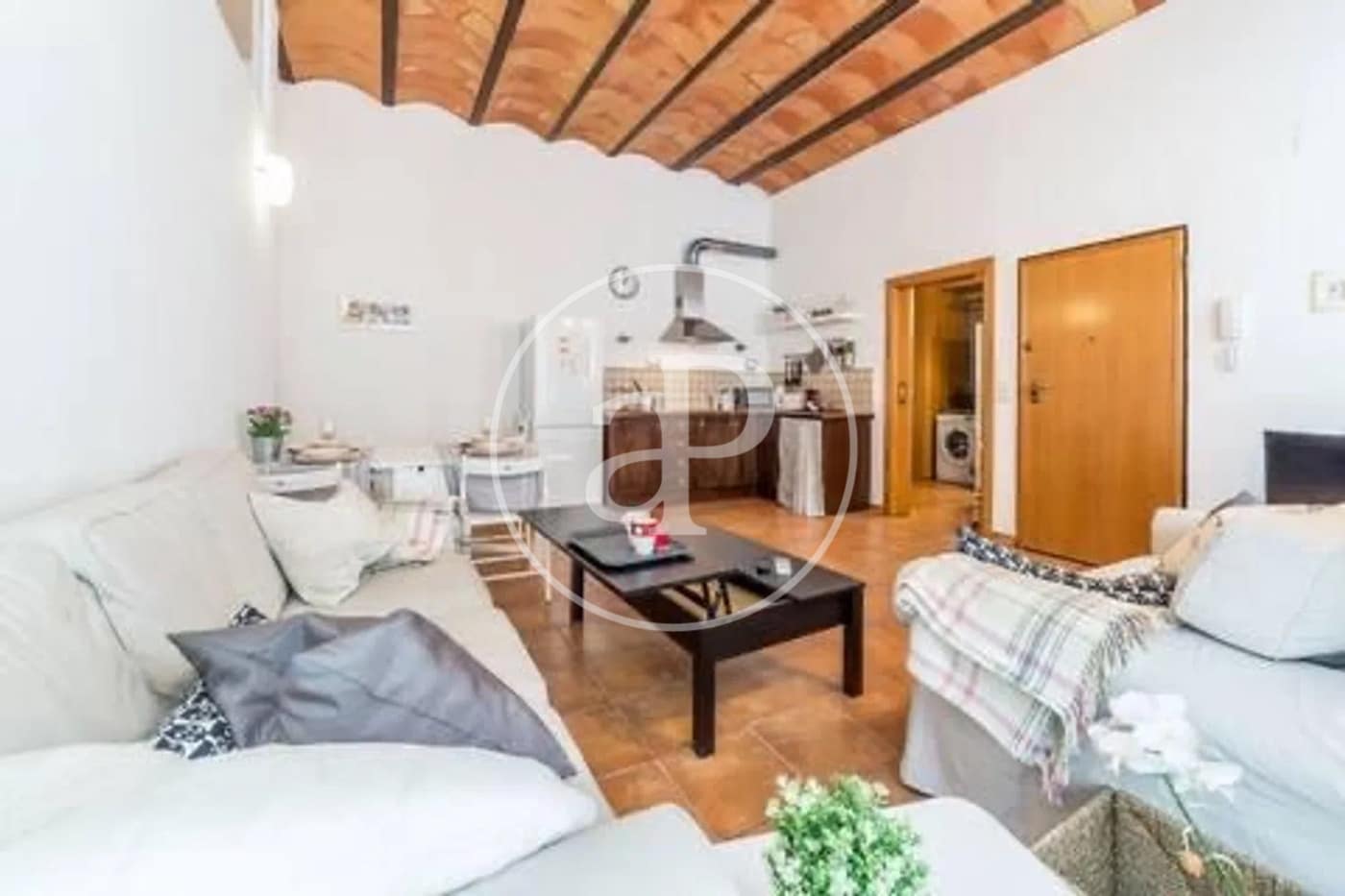 Apartamento de 2 habitaciones en València ciudad en alquiler - 1.700 € (Ref: 9773154)