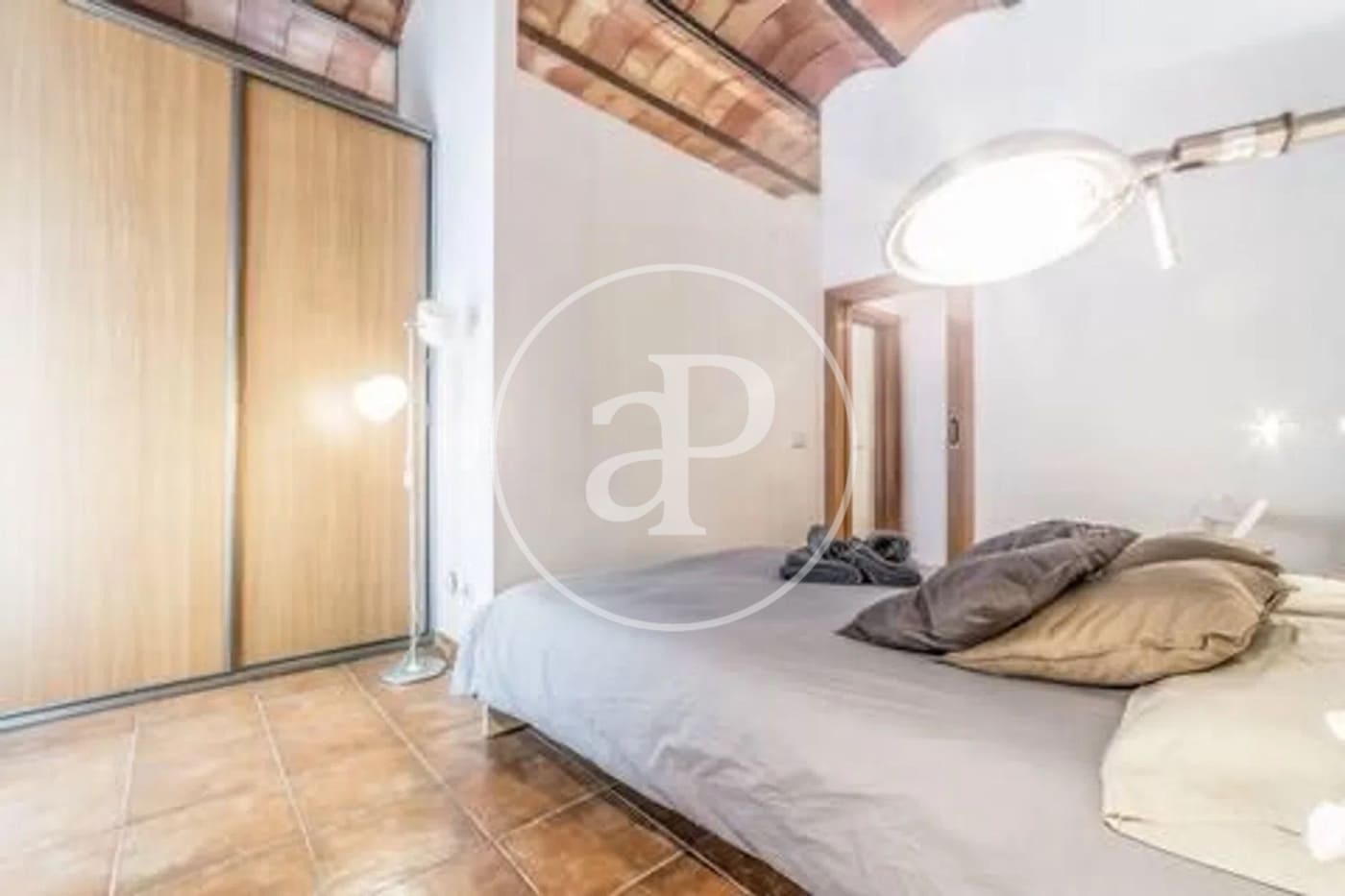 Apartamento de 2 habitaciones en València ciudad en alquiler - 1.700 € (Ref: 9773154)