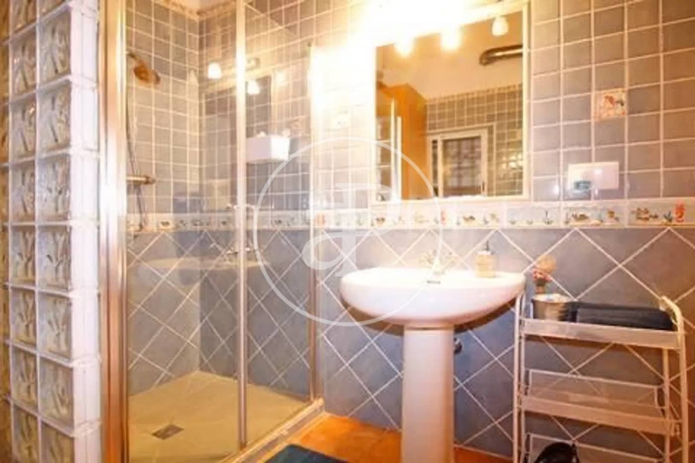 Apartamento de 2 habitaciones en València ciudad en alquiler - 1.700 € (Ref: 9773154)