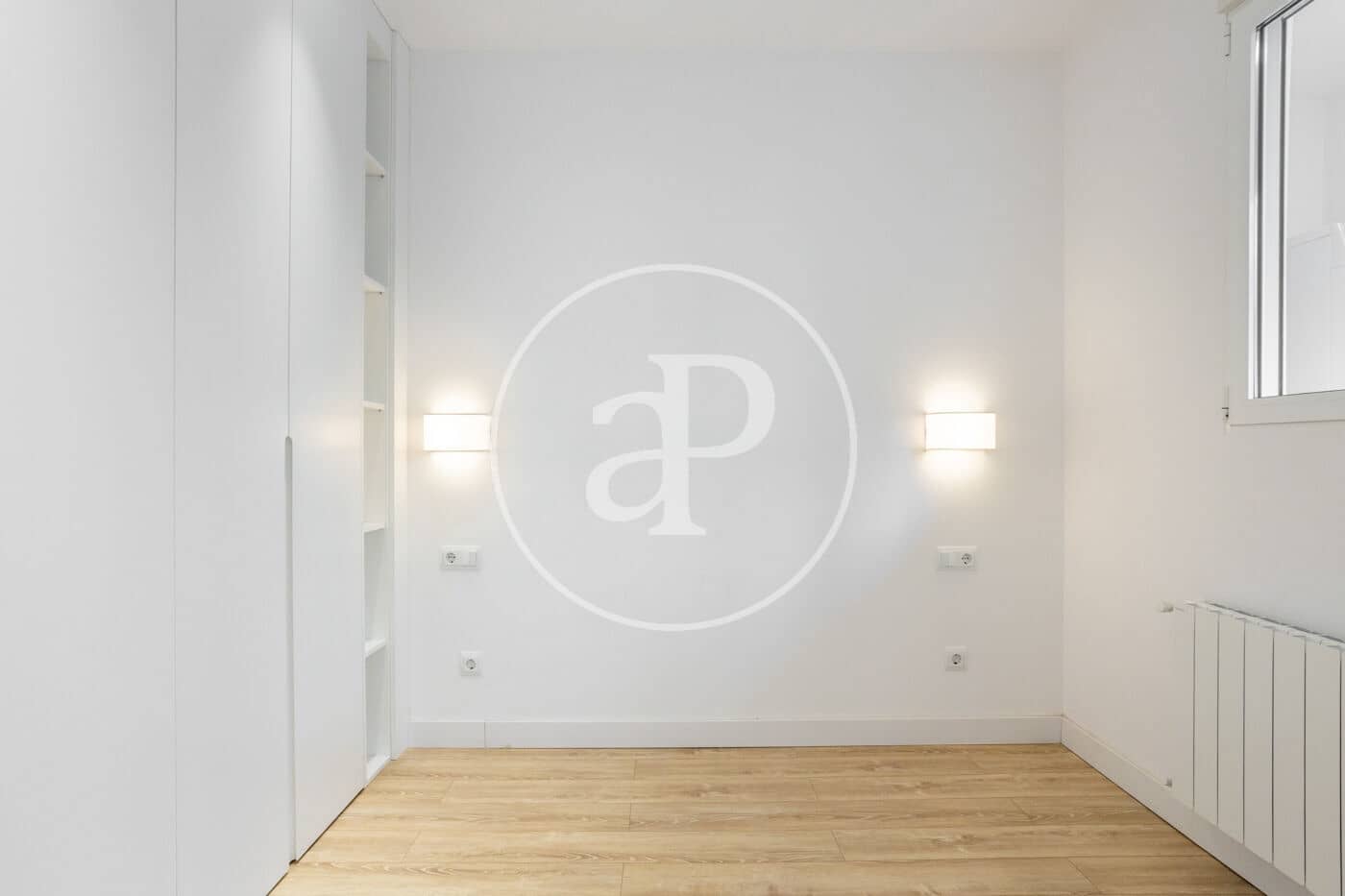 3 sovrum Lägenhet att hyra i Valencia stad - 2 500 € (Ref: 9778256)