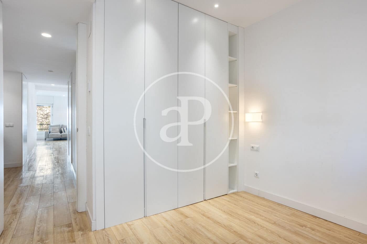 3 sovrum Lägenhet att hyra i Valencia stad - 2 500 € (Ref: 9778256)