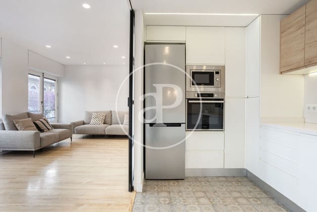 3 sovrum Lägenhet att hyra i El Pla del Remei, Valencia stad - 2 500 € (Ref: 9778256)