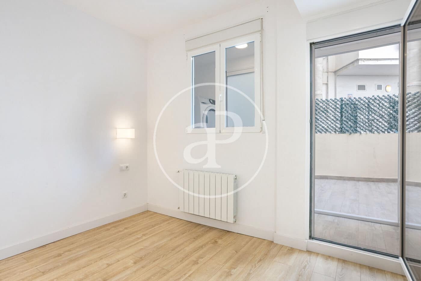 3 sovrum Lägenhet att hyra i Valencia stad - 2 500 € (Ref: 9778256)