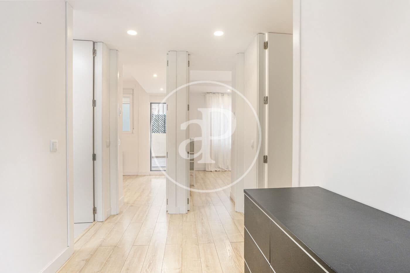 3 sovrum Lägenhet att hyra i Valencia stad - 2 500 € (Ref: 9778256)