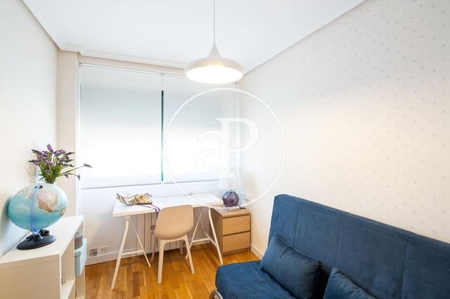 3 camera da letto Appartamento da affittare in Aiora, Valencia città con piscina garage - 1.950 € (Rif: 9778257)