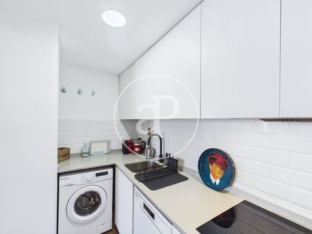 Apartamento de 2 habitaciones en Russafa, València ciudad en alquiler - 1.650 € (Ref: 9780670)