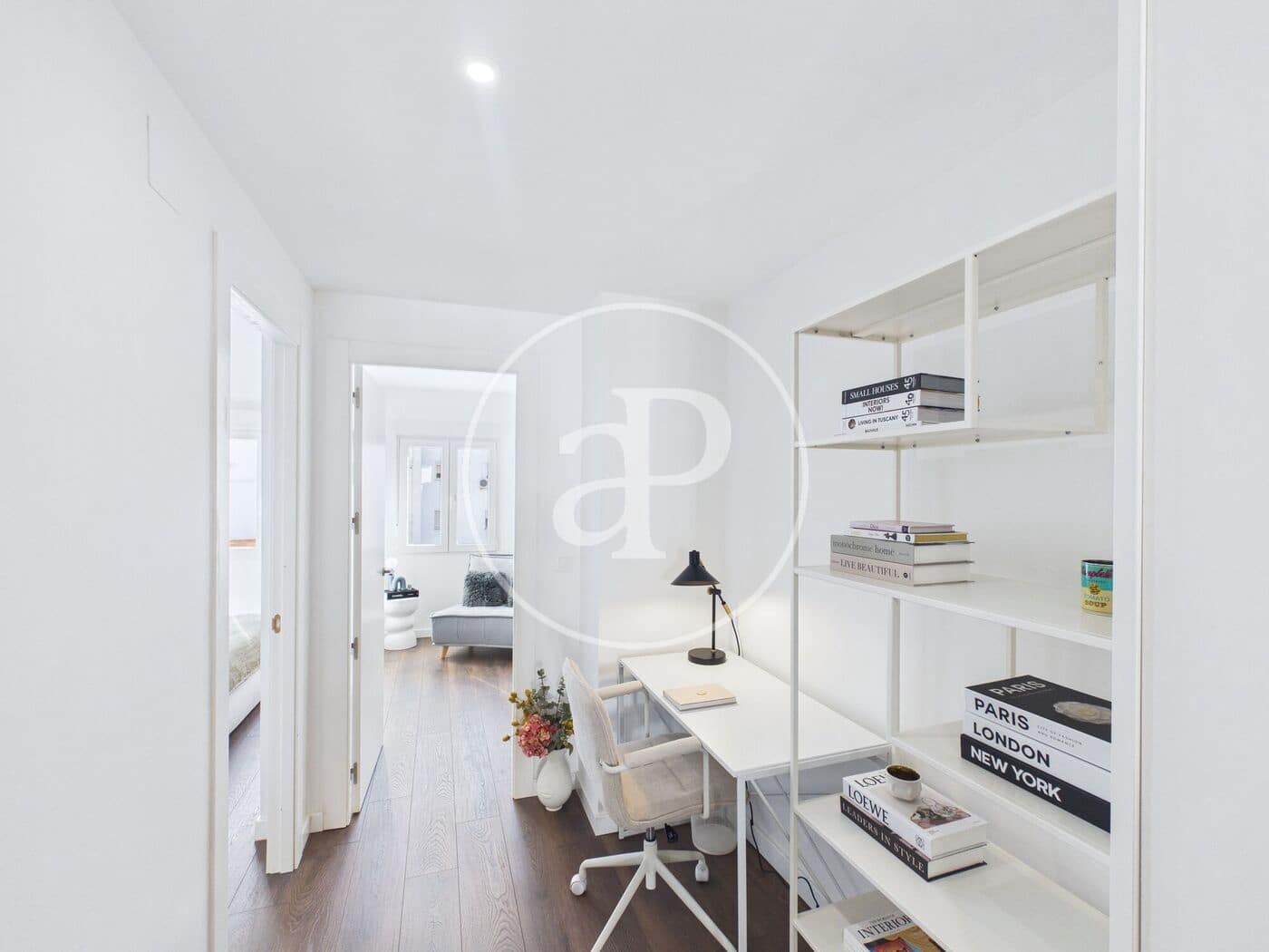 Apartamento de 2 habitaciones en València ciudad en alquiler - 1.650 € (Ref: 9780670)