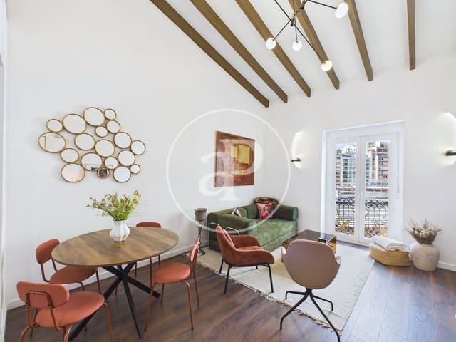 Apartamento de 2 habitaciones en Russafa, València ciudad en alquiler - 1.650 € (Ref: 9780670)