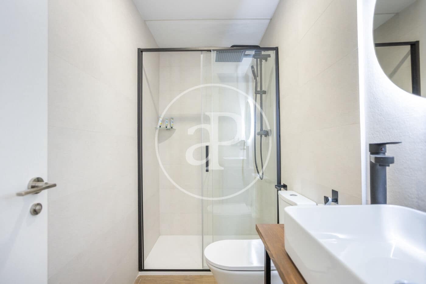 2 bedroom Apartment for rent in Valencia city - € 1,650 (Ref: 9780670)