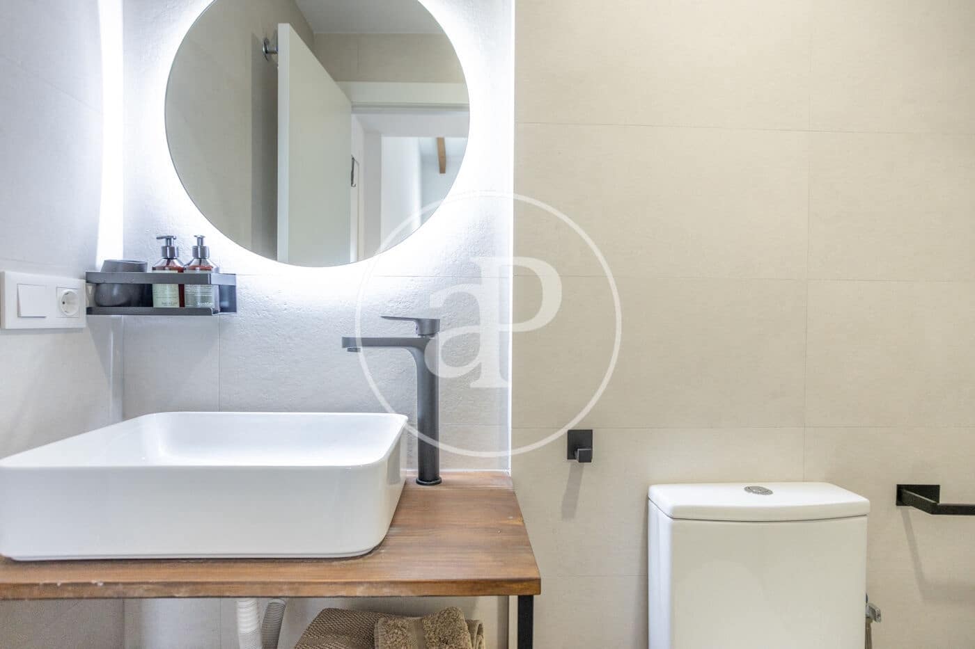 2 bedroom Apartment for rent in Valencia city - € 1,650 (Ref: 9780670)