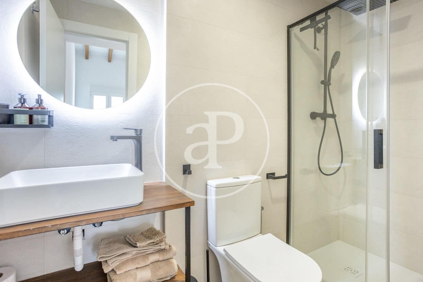 2 bedroom Apartment for rent in Valencia city - € 1,650 (Ref: 9780670)