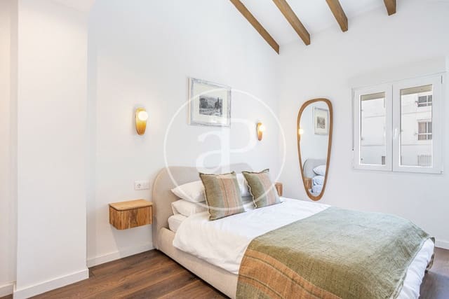 2 slaapkamer Appartement te huur in Russafa, Valencia stad - € 1.650 (Ref: 9780670)