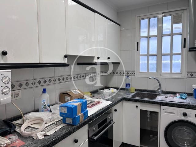 3 sovrum Lägenhet att hyra i Russafa, Valencia stad - 1 500 € (Ref: 9784535)