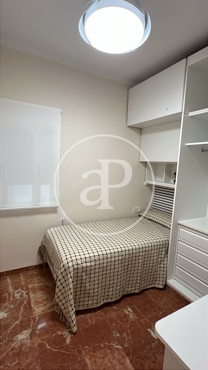 3 camera da letto Appartamento da affittare in Valencia citta - 1.500 € (Rif: 9784535)