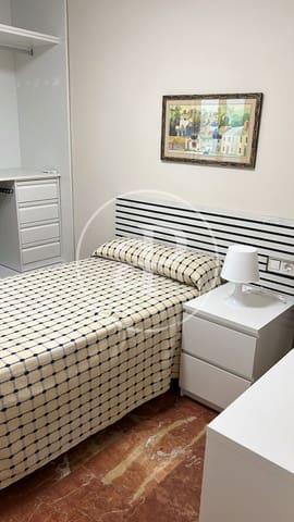 3 slaapkamer Appartement te huur in Russafa, Valencia stad - € 1.500 (Ref: 9784535)