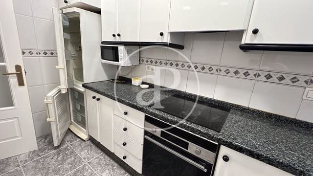 3 slaapkamer Appartement te huur in Russafa, Valencia stad - € 1.500 (Ref: 9784535)