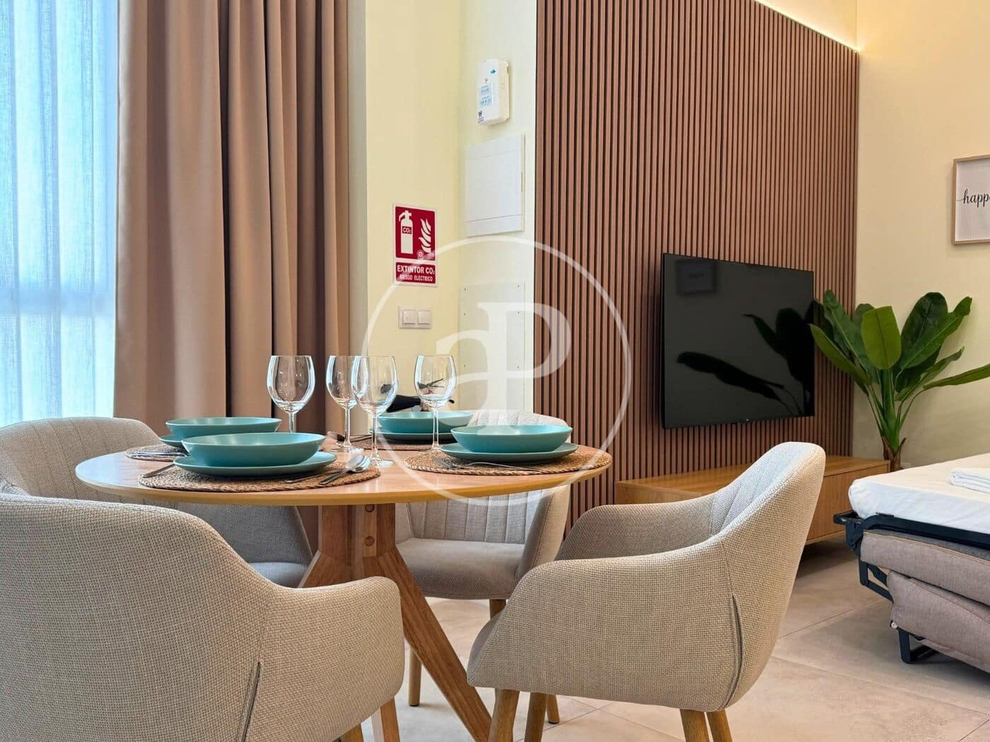 1 bedroom Villa for rent in Benimamet - € 1,300 (Ref: 9784537)