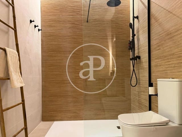 1 bedroom Villa for rent in Benimamet, Valencia city - € 1,300 (Ref: 9784537)