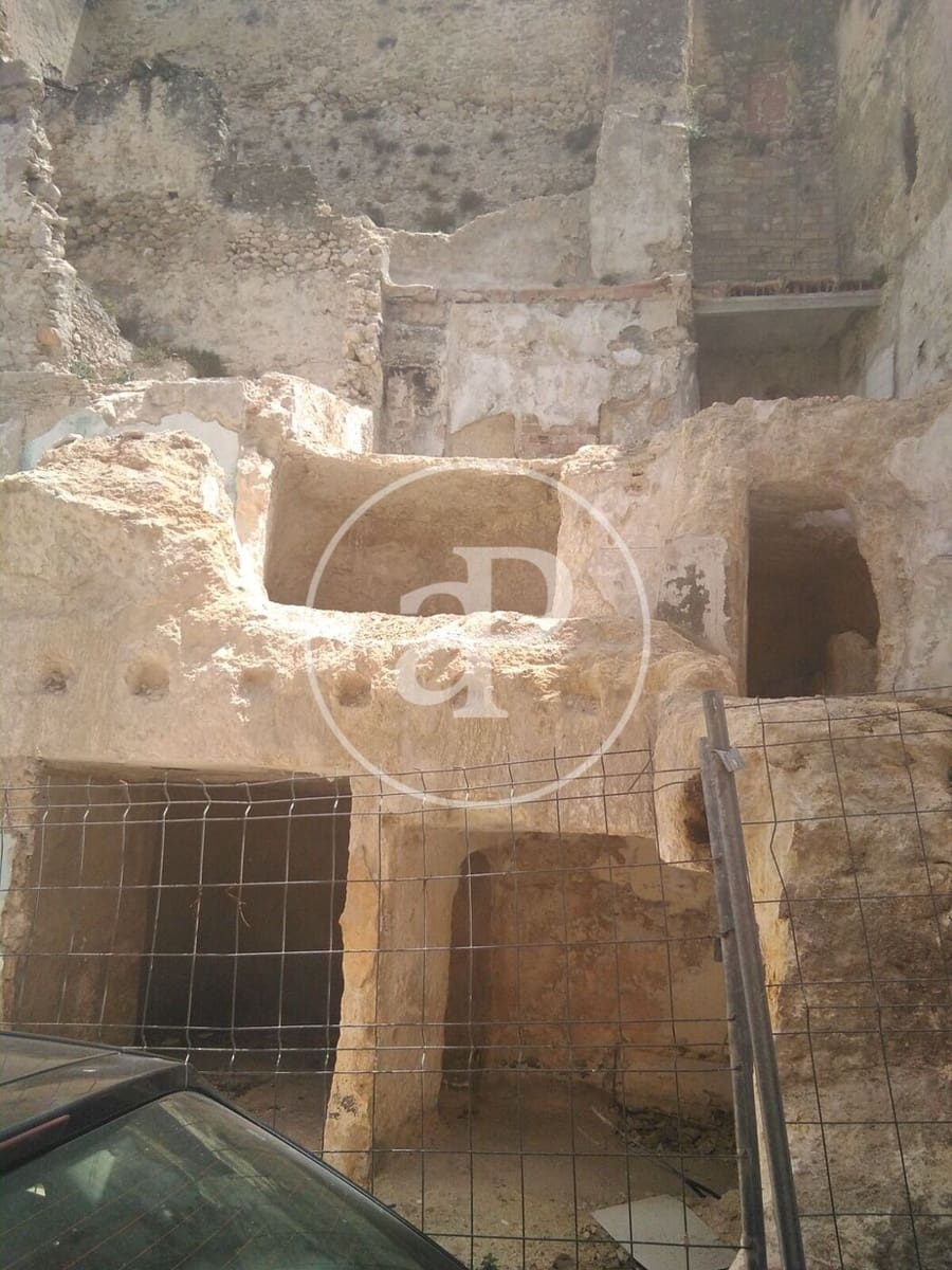 Ubebygd land til salgs i Bocairent - € 98 000 (Ref: 9784538)