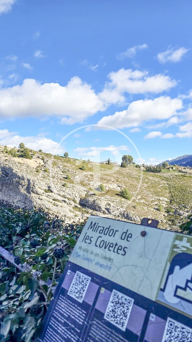 Ubebygd land til salgs i Bocairent - € 98 000 (Ref: 9784538)