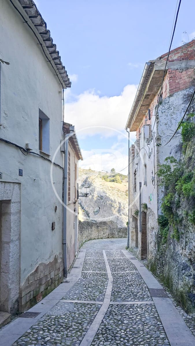 Ubebygd land til salgs i Bocairent - € 98 000 (Ref: 9784538)