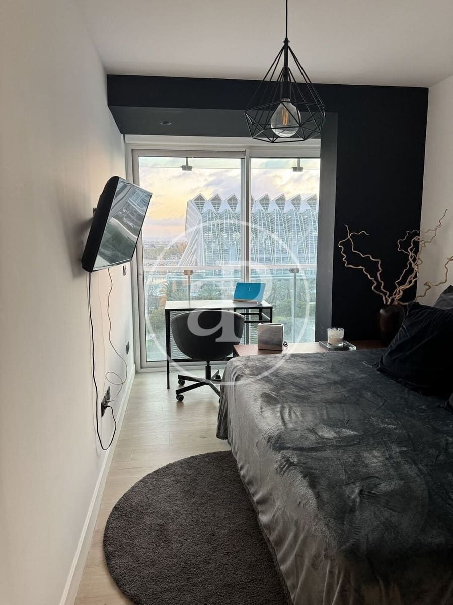 3 bedroom Apartment for rent in Valencia city with garage - € 2,800 (Ref: 9788476)