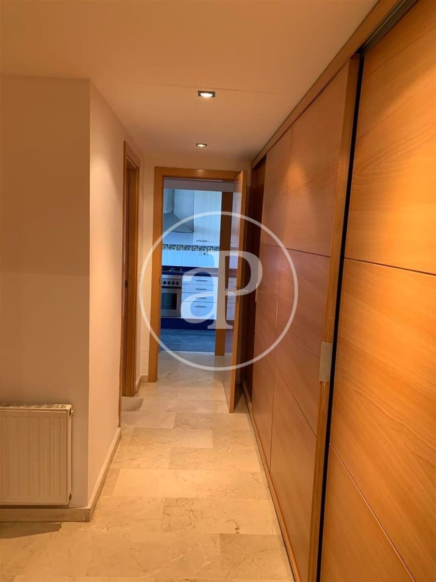 3 camera da letto Appartamento da affittare in Valencia citta con piscina garage - 2.150 € (Rif: 9788477)