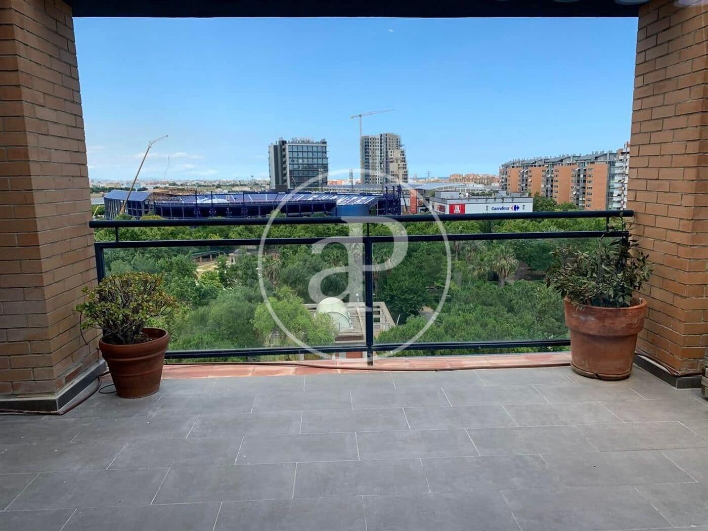 3 camera da letto Appartamento da affittare in Valencia citta con piscina garage - 2.150 € (Rif: 9788477)