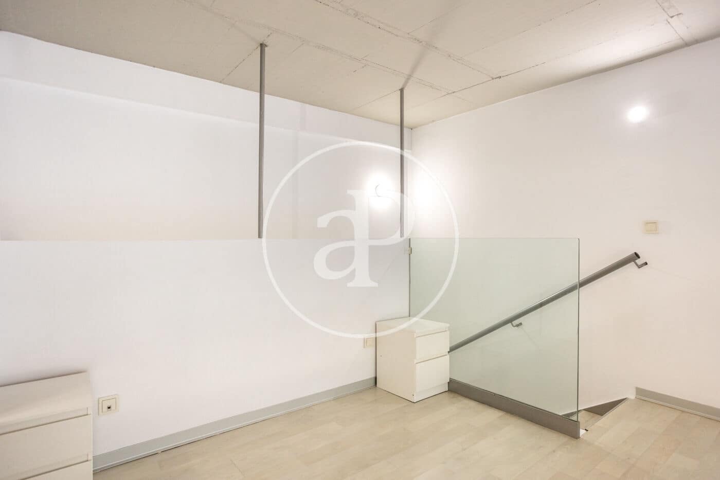 1 soverom Leilighet til leie i Valencia by med svømmebasseng garasje - € 1 100 (Ref: 9788479)