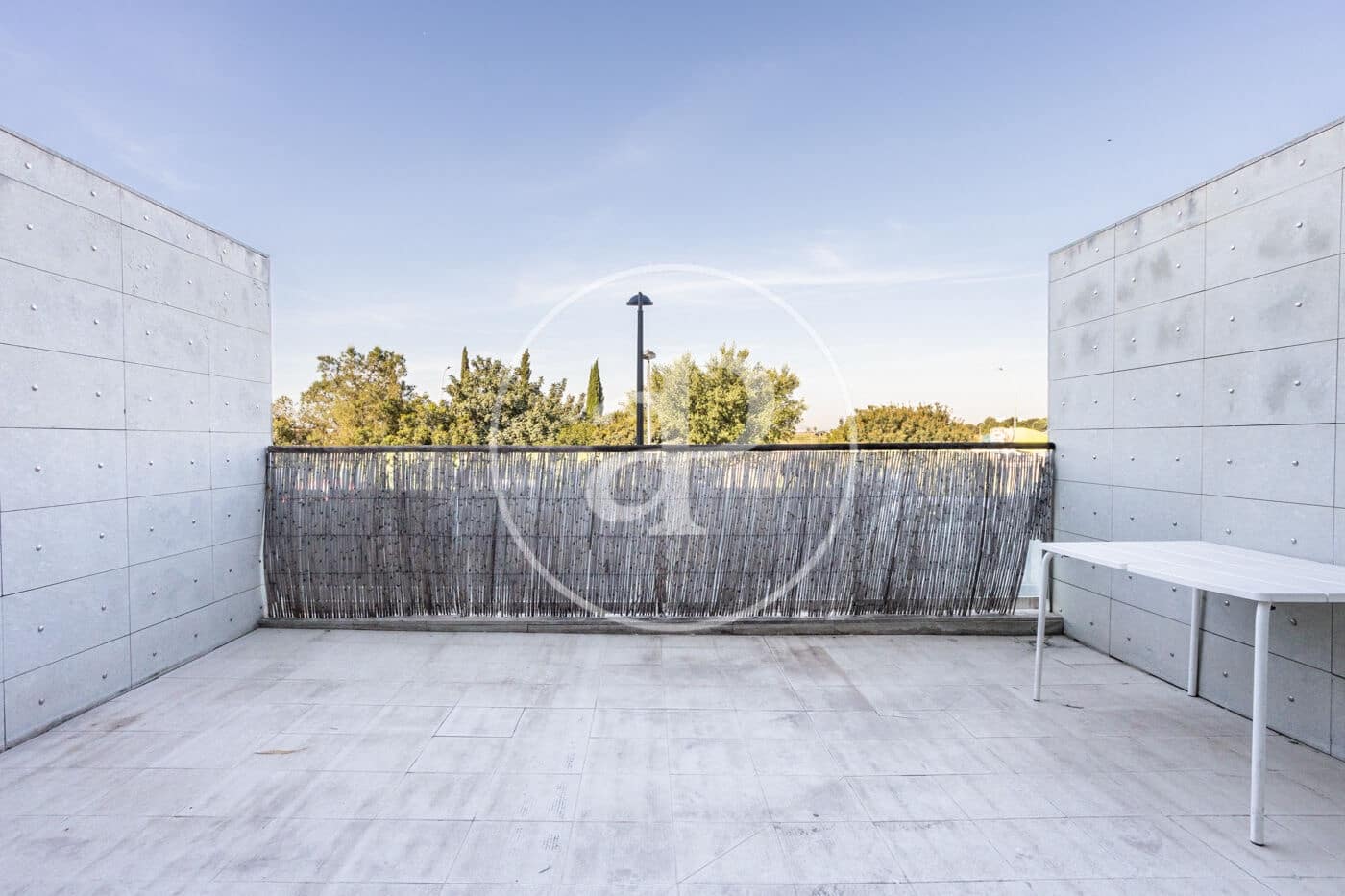 1 soverom Leilighet til leie i Valencia by med svømmebasseng garasje - € 1 100 (Ref: 9788479)