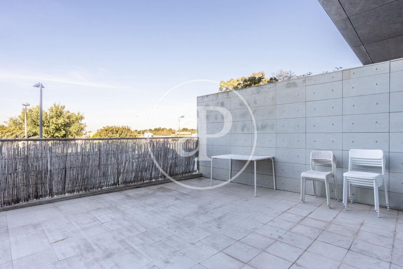 1 soverom Leilighet til leie i Valencia by med svømmebasseng garasje - € 1 100 (Ref: 9788479)