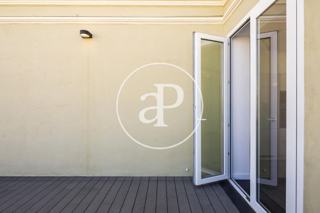 1 makuuhuone Huoneisto myytävänä paikassa Valencia kaupunki - 695 000 € (Ref: 9788480)