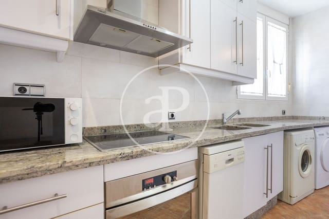 3 bedroom Apartment for rent in Sant Francesc, Valencia city - € 2,500 (Ref: 9788482)