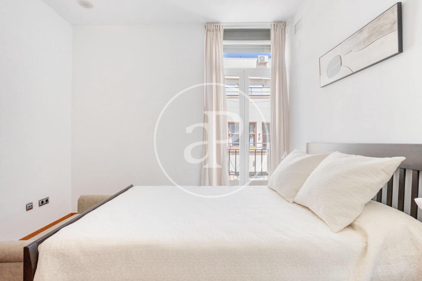 3 bedroom Apartment for rent in Valencia city - € 2,500 (Ref: 9788482)