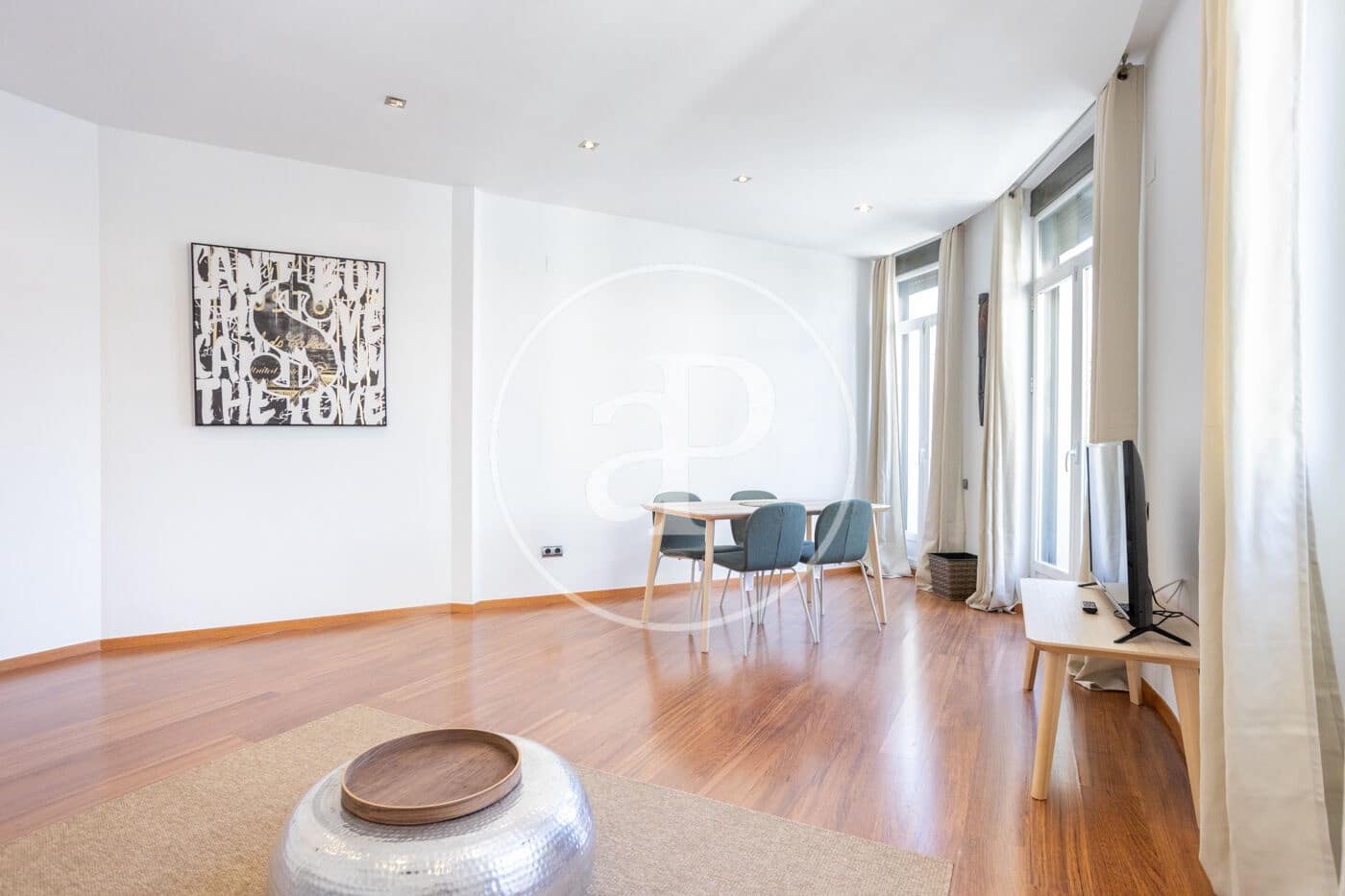 3 bedroom Apartment for rent in Valencia city - € 2,500 (Ref: 9788482)