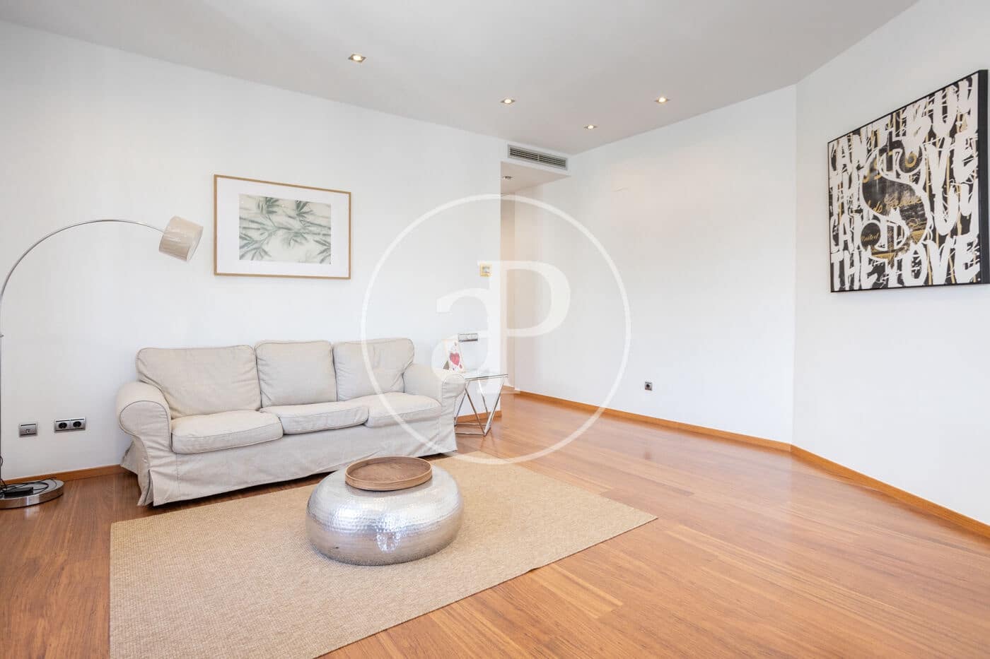 3 bedroom Apartment for rent in Valencia city - € 2,500 (Ref: 9788482)