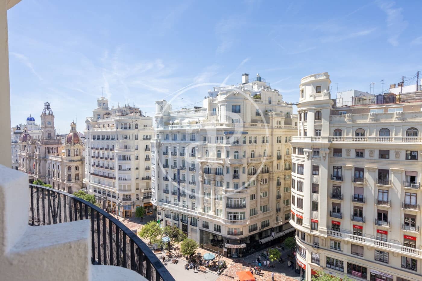 3 bedroom Apartment for rent in Valencia city - € 2,500 (Ref: 9788482)