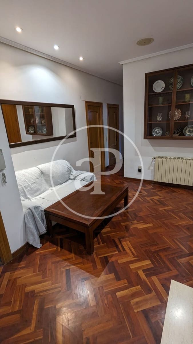 Villa/Maison de 5 chambres à louer à Riba-roja de Turia avec piscine garage - 3 400 € (Ref: 9788483)