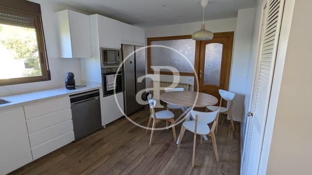 Villa/Maison de 5 chambres à louer à Riba-roja de Túria avec piscine garage - 3 400 € (Ref: 9788483)