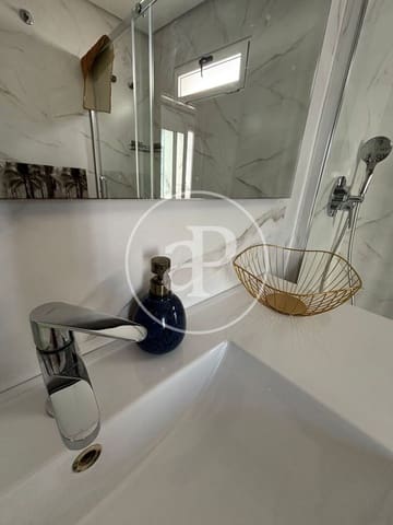 1 sovrum Takvåning att hyra i La Xerea, Valencia stad - 1 900 € (Ref: 9791133)