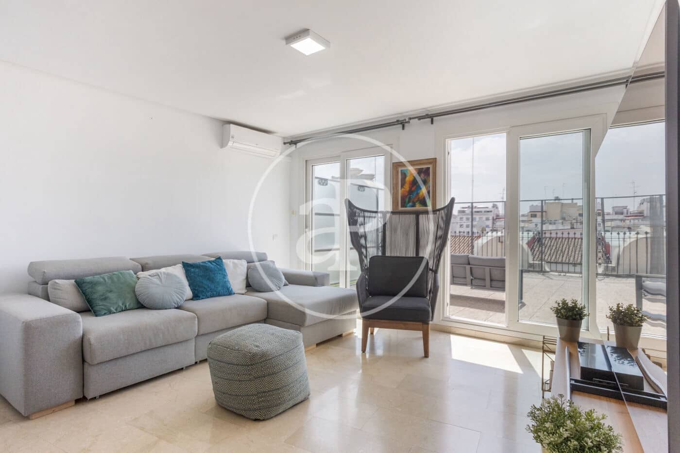 1 slaapkamer Penthouse te huur in Valencia stad - € 1.900 (Ref: 9791133)