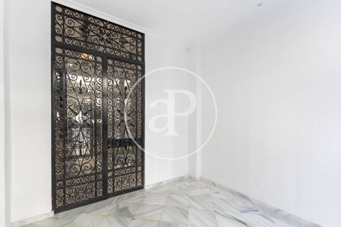 2 soverom Leilighet til leie i Valencia by - € 1 500 (Ref: 9791135)