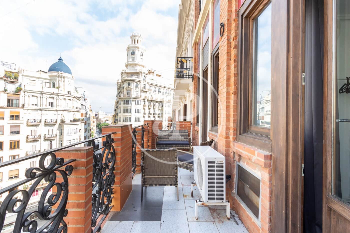 2 soverom Leilighet til leie i Valencia by - € 1 500 (Ref: 9791135)