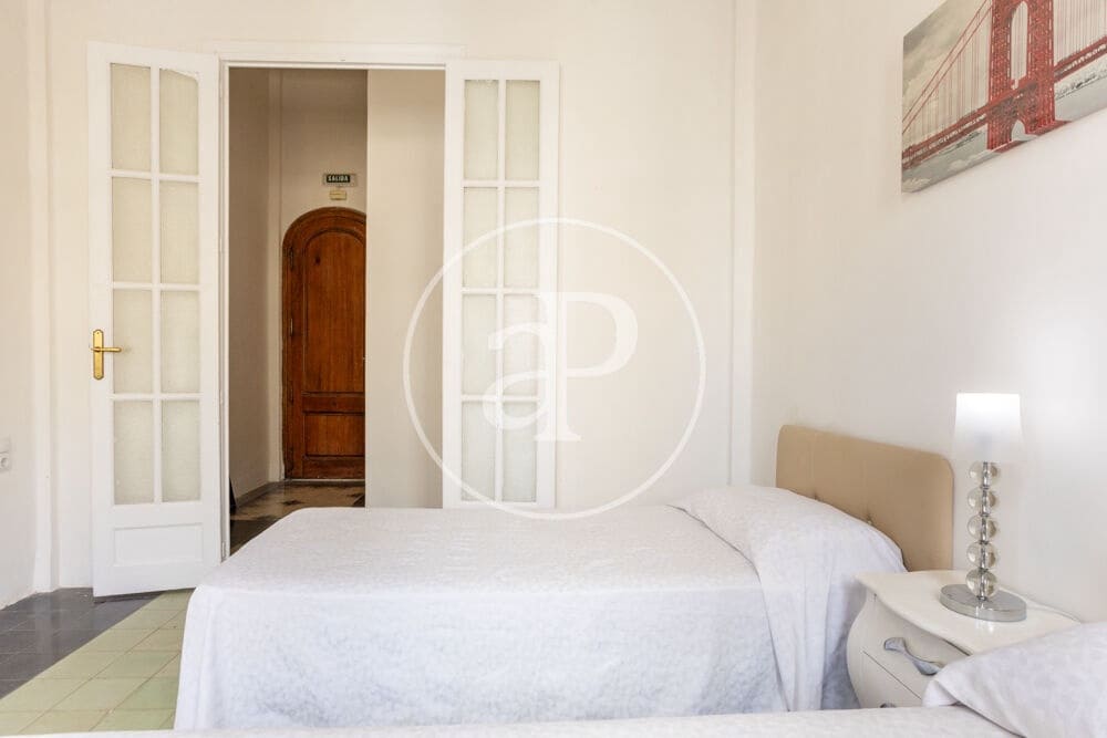 2 soverom Leilighet til leie i Valencia by - € 1 500 (Ref: 9791135)